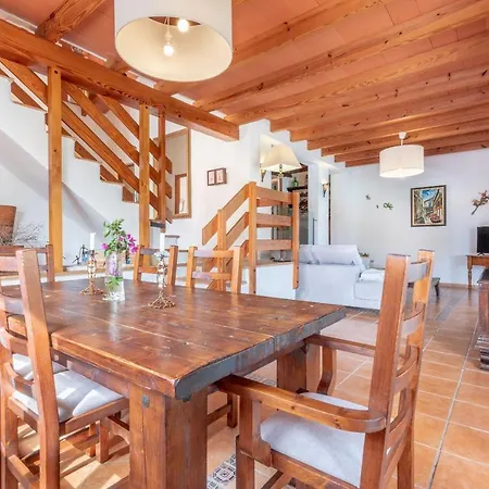 Rustica En Porto Colom-es Sequer Βίλα
